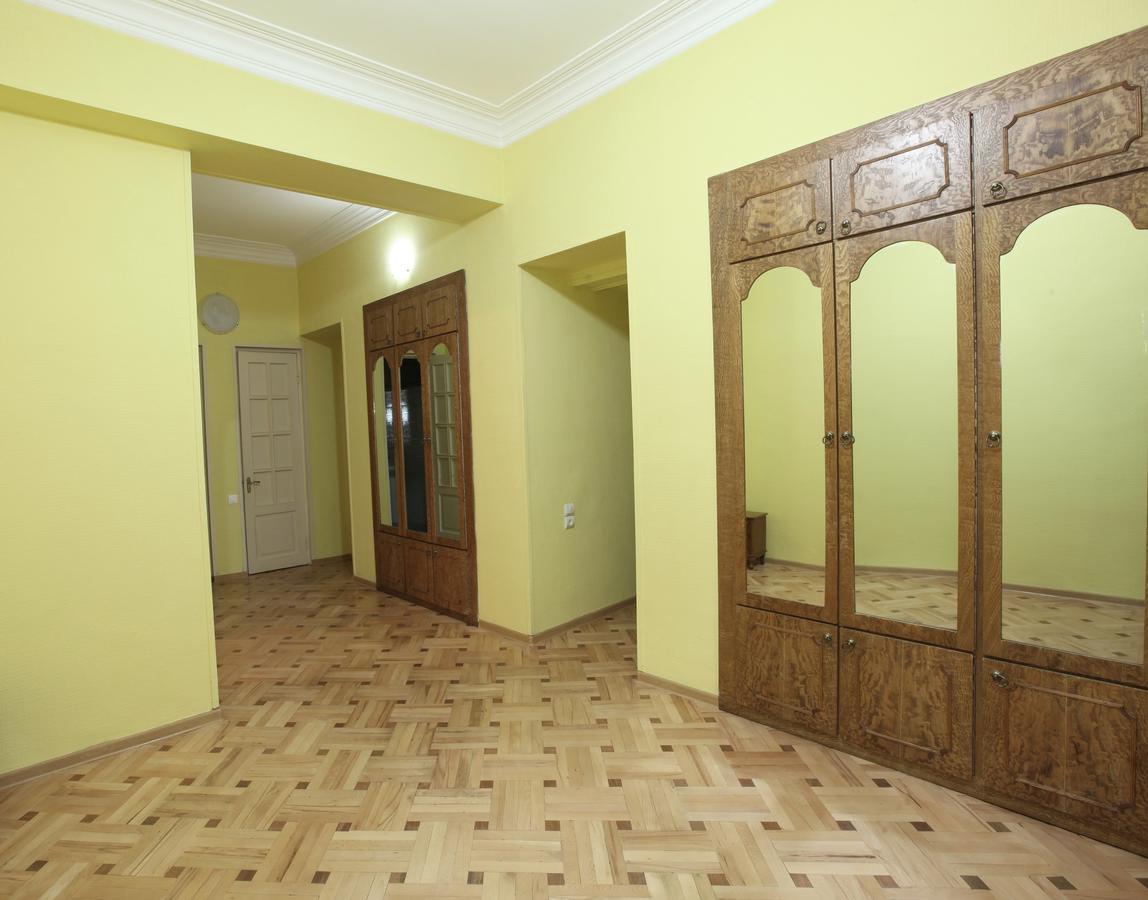 Apartment At Stalin House Tbilisi Eksteriør bilde