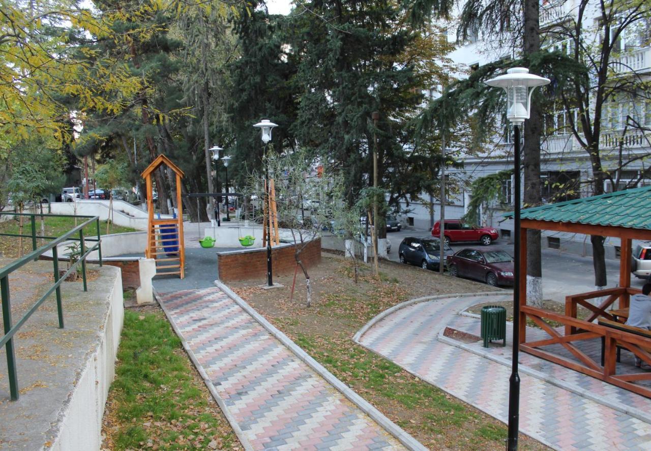 Apartment At Stalin House Tbilisi Eksteriør bilde